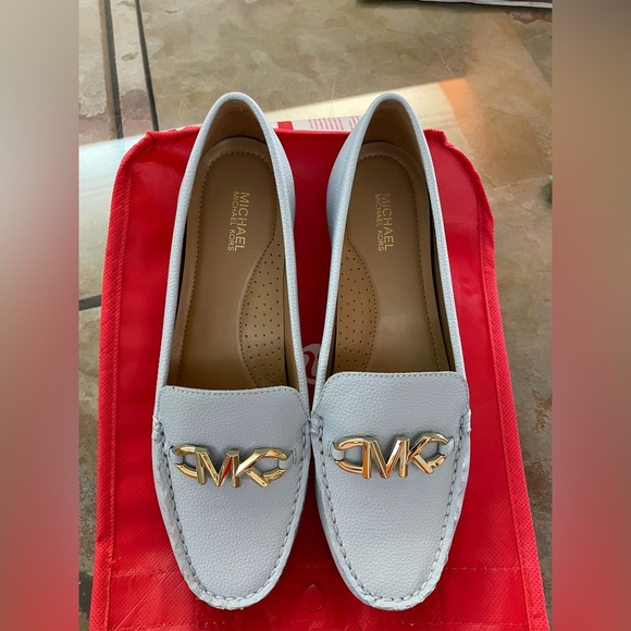 Michael cores sky blue loafers. New without box - Picture 1 of 4